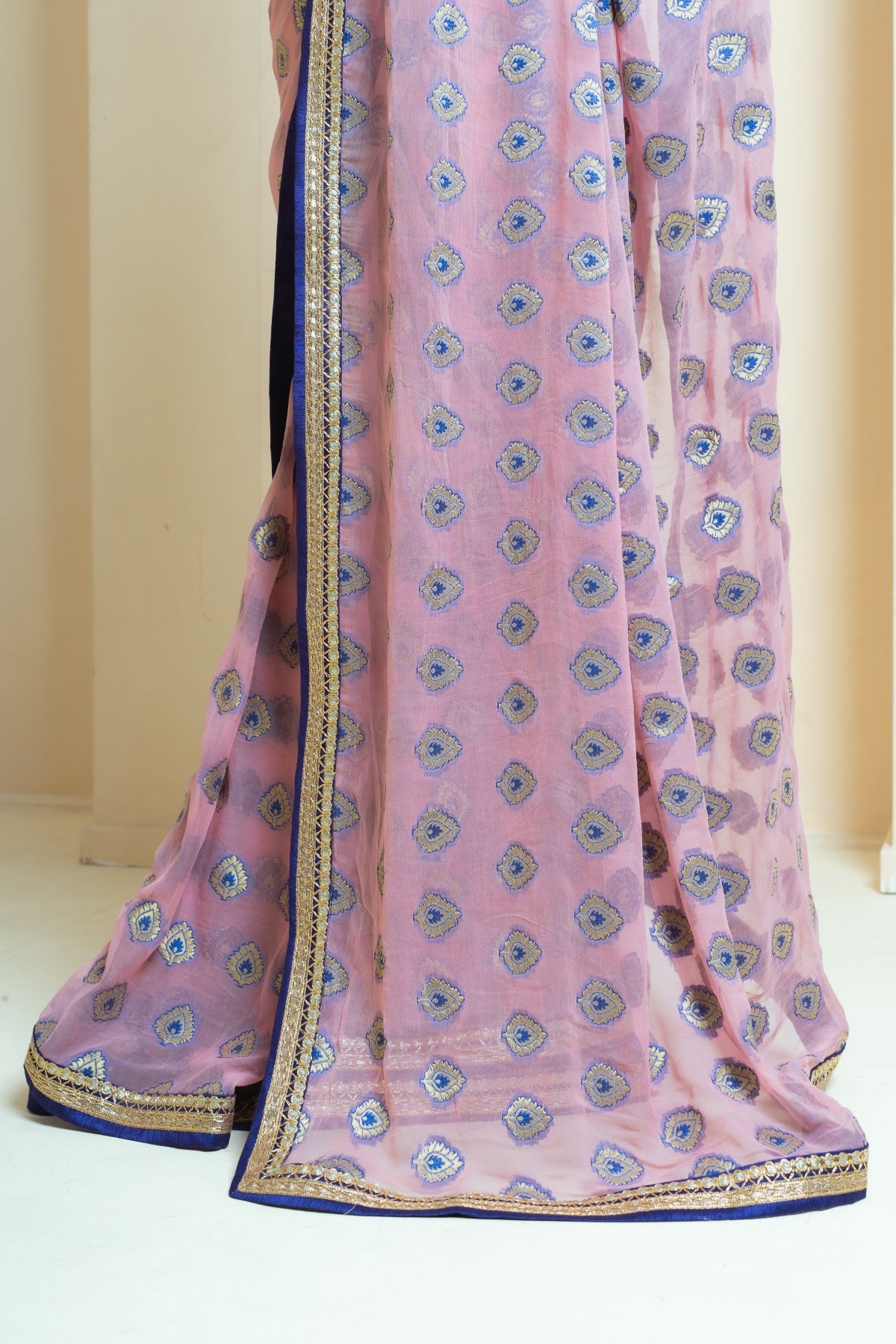 Dusty Pink and Purple Booti Saree